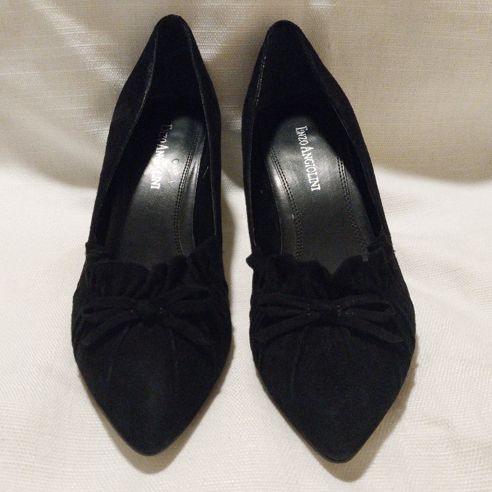 Enzo Angiolini Black Suede Retro Inspired Heels with Bow Detail